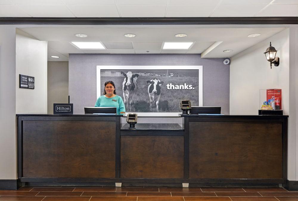 Hampton Inn Overland Park Extérieur photo