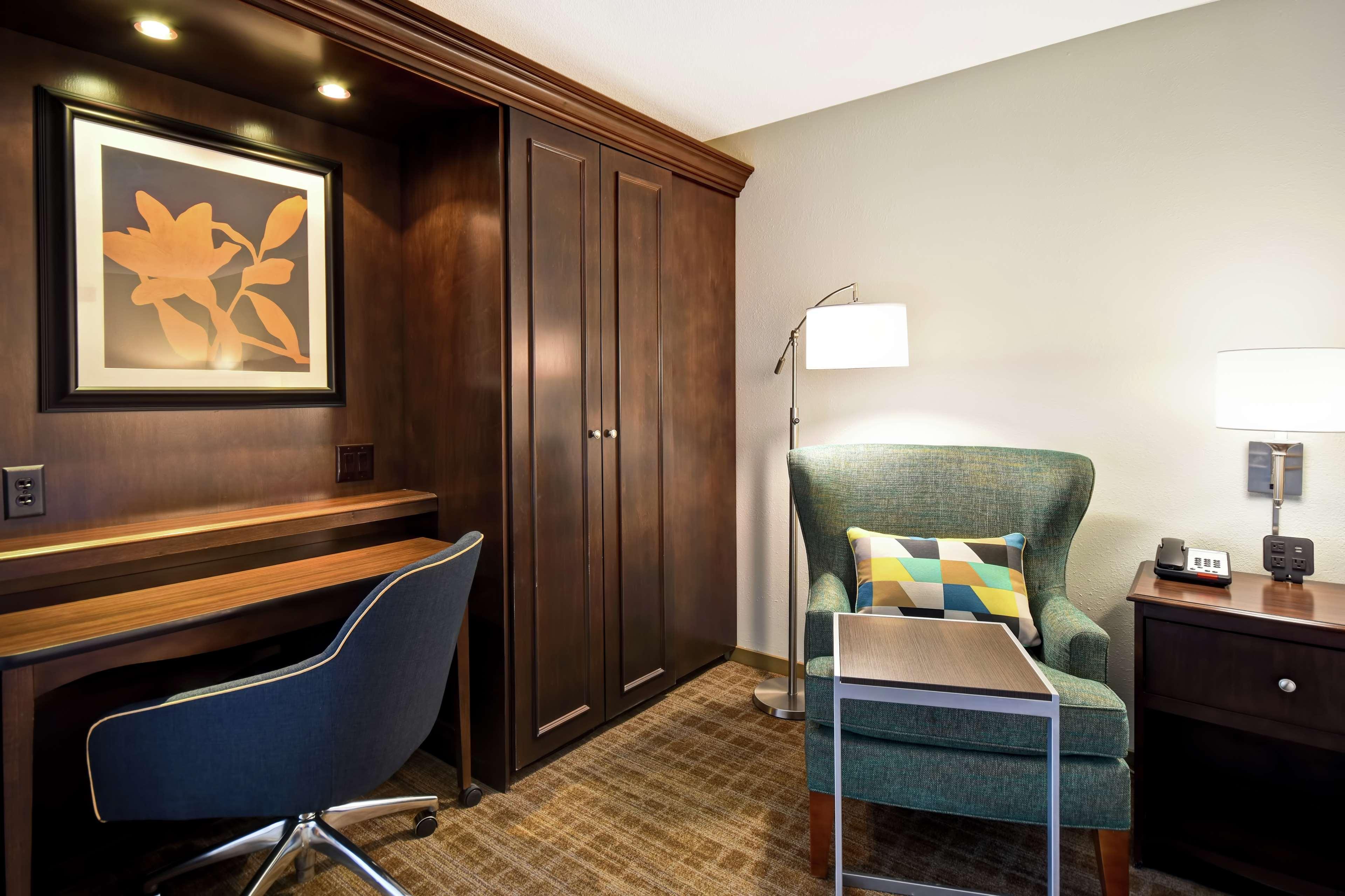 Hampton Inn Overland Park Extérieur photo