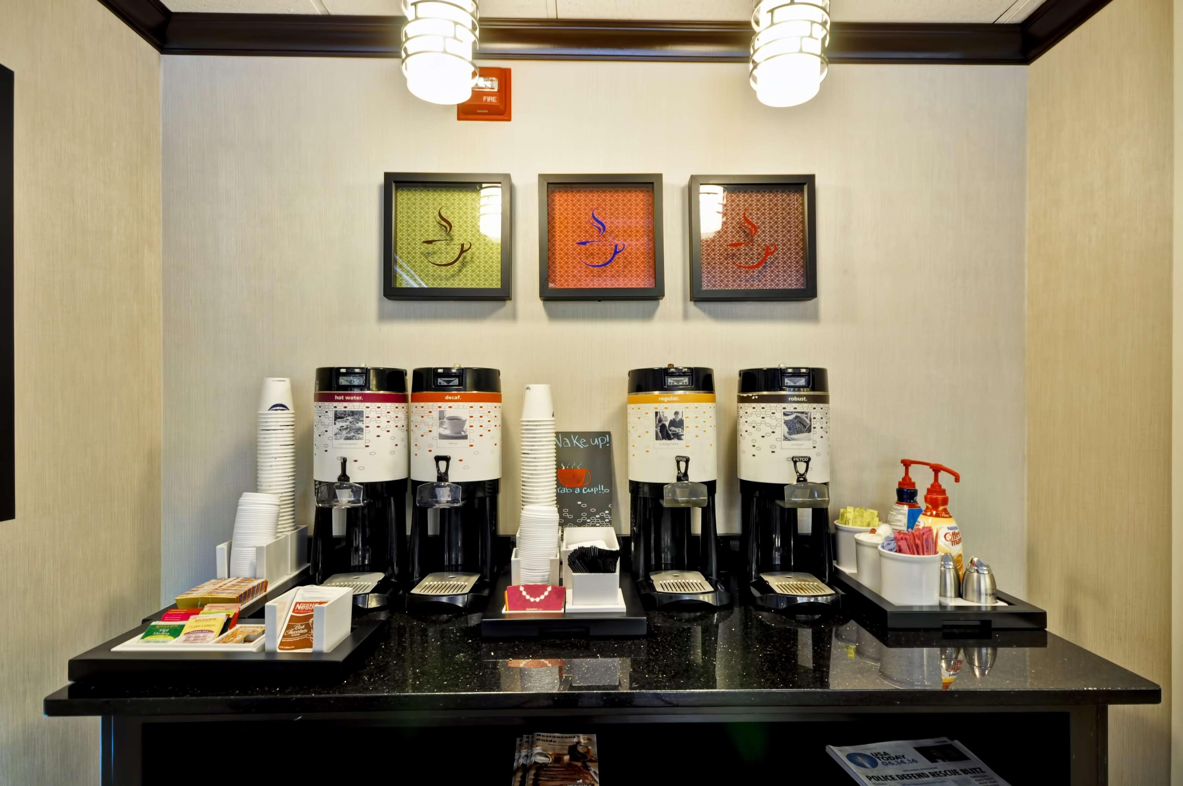 Hampton Inn Overland Park Extérieur photo