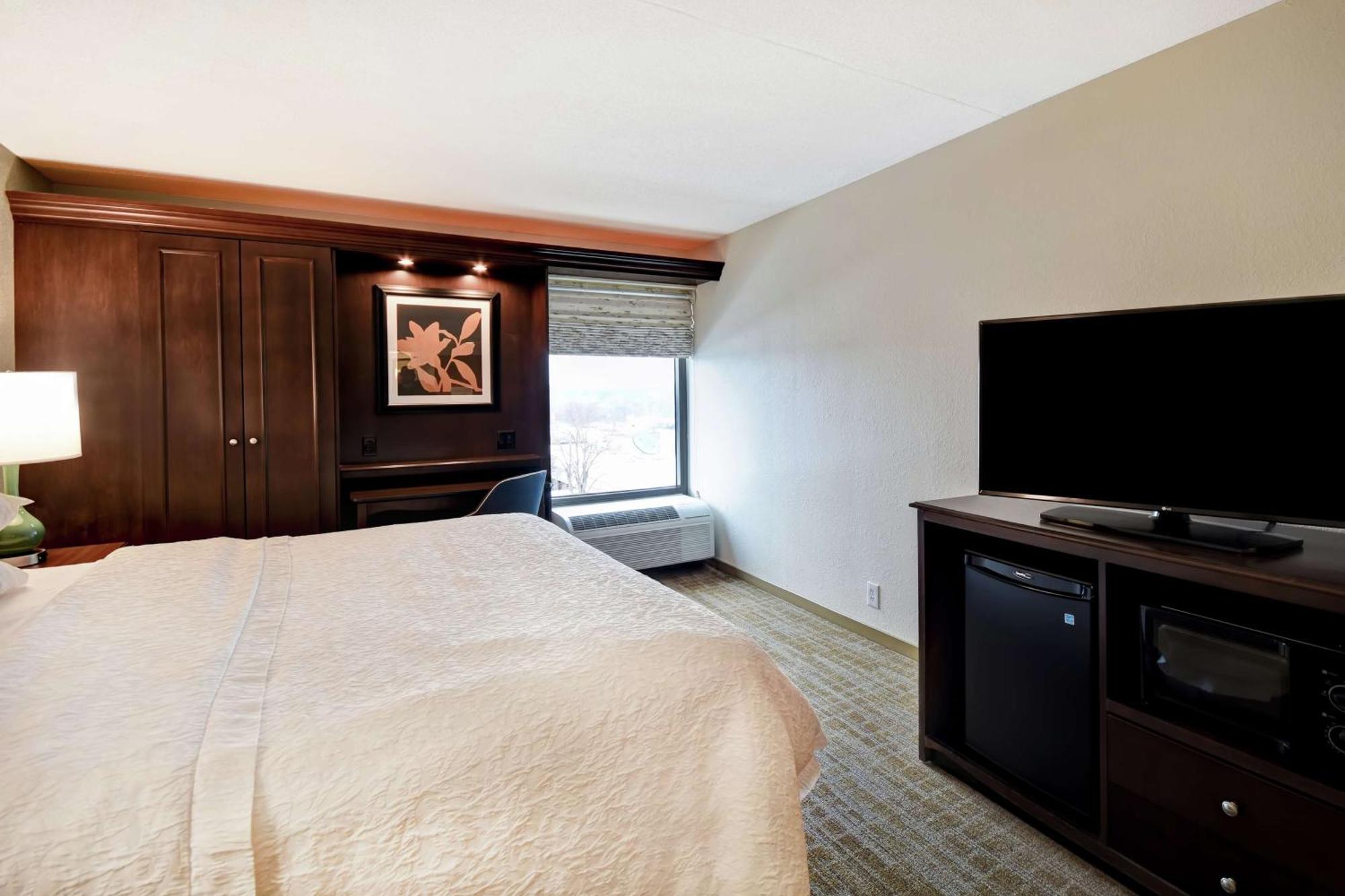 Hampton Inn Overland Park Extérieur photo